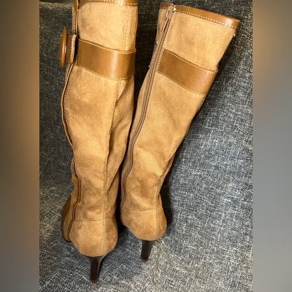 Predictions Brown Boots Size 9 - Picture 4 of 8